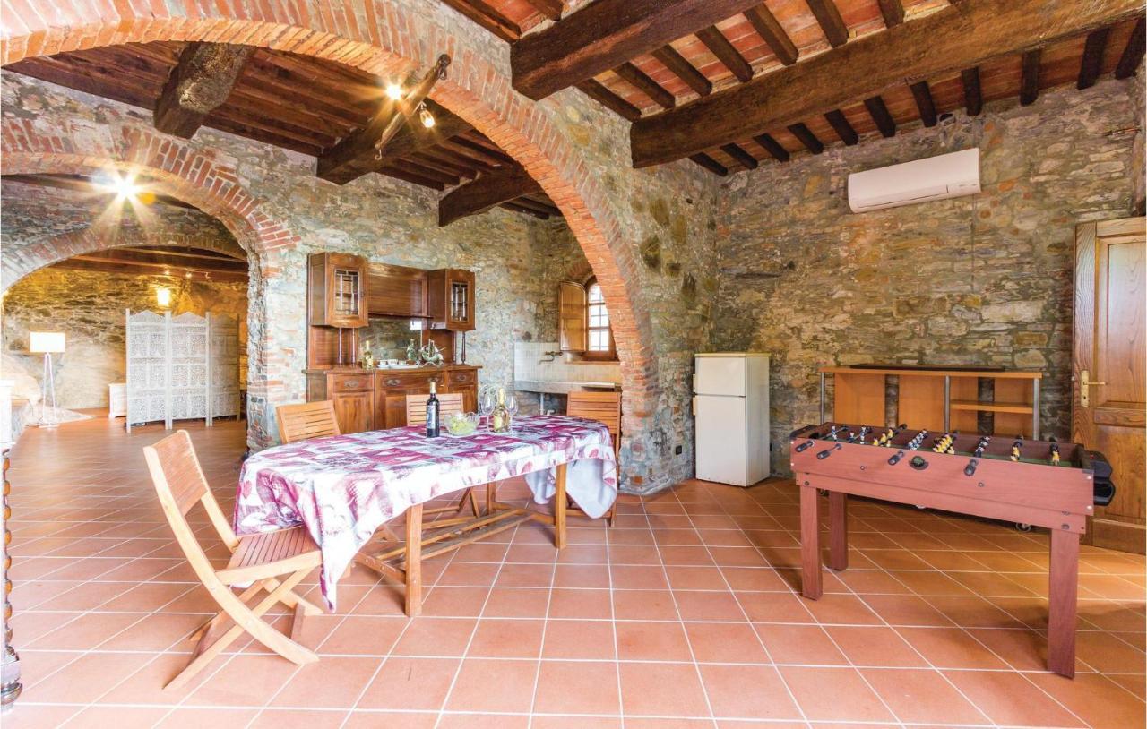 Beautiful Home In Pieve A Elici -Lu- With Kitchen Massarosa Exteriér fotografie